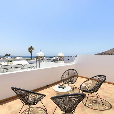 Villa Amara - Sea Views & Private Heated Pool Villa