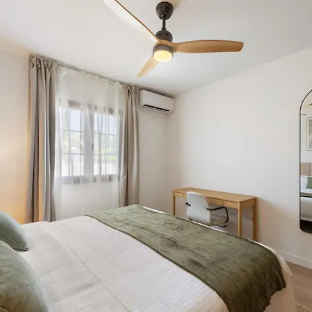 Villa Amara - Sea Views & Private Heated Pool Villa *