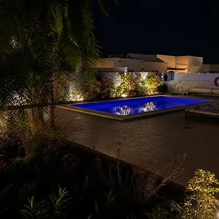 Villa Amara - Sea Views & Private Heated Pool Villa *